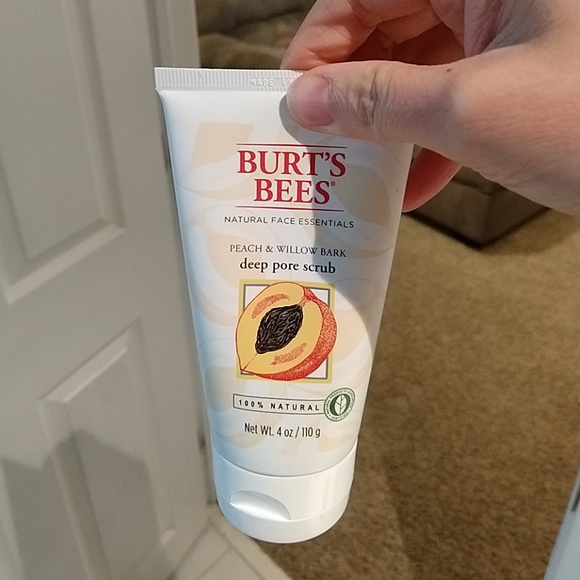 Burt's Bees and Mario Badescu Skincare bundle - Picture 3 of 4